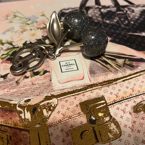 Source Unknown Jewelry - Black & Silver Glitter Cherries on Silver Toned Charm - Large Keychain